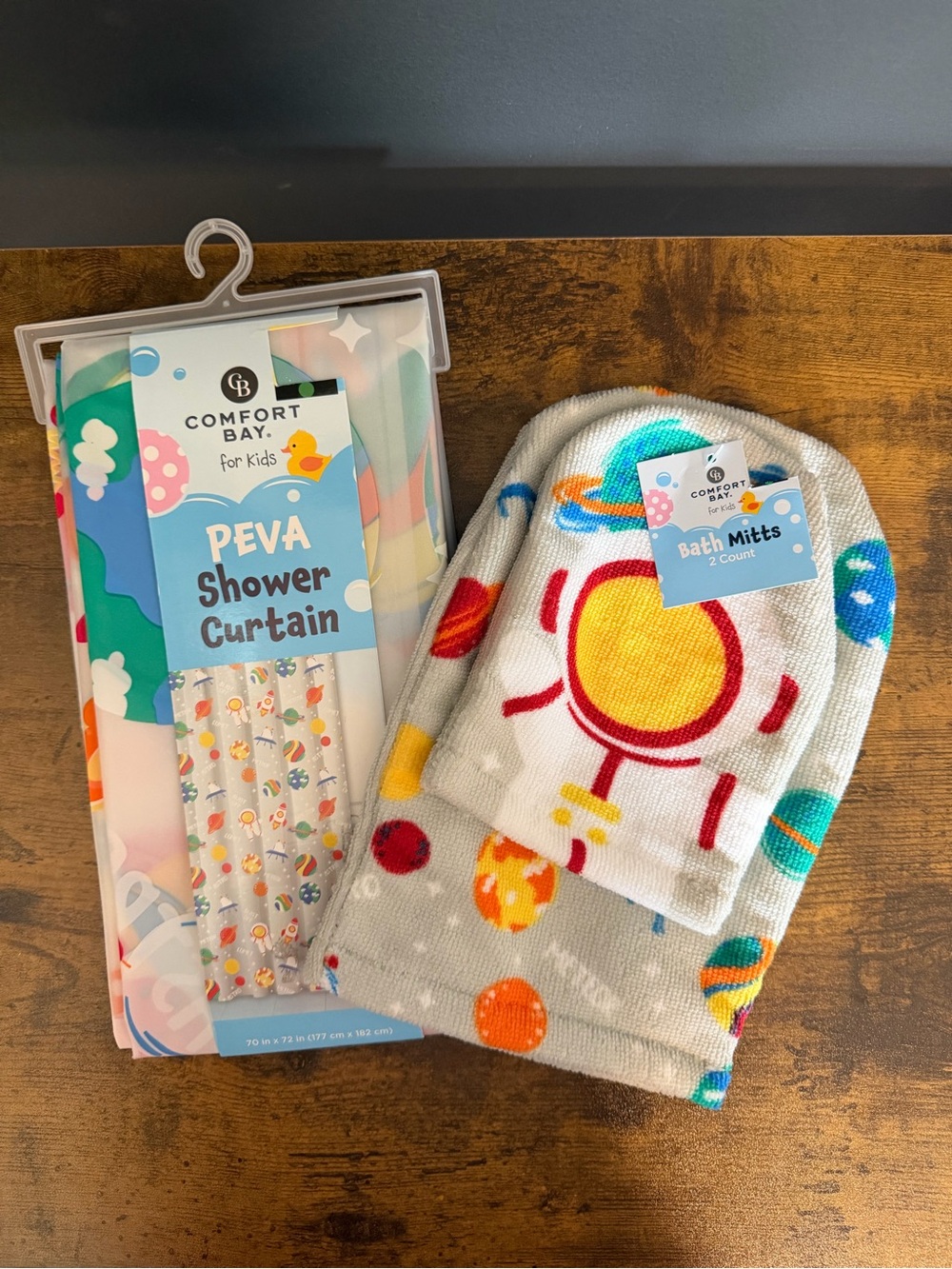 Astronaut & Celestial Childs Shower Curtain & Bath 2 Mitts NWT